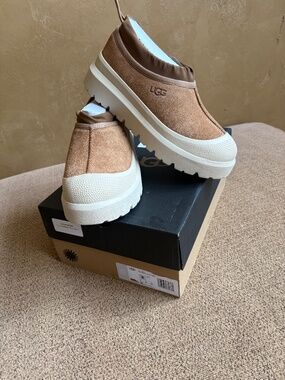 UGG, Size 8 Mens Tasman Weather Hybrid